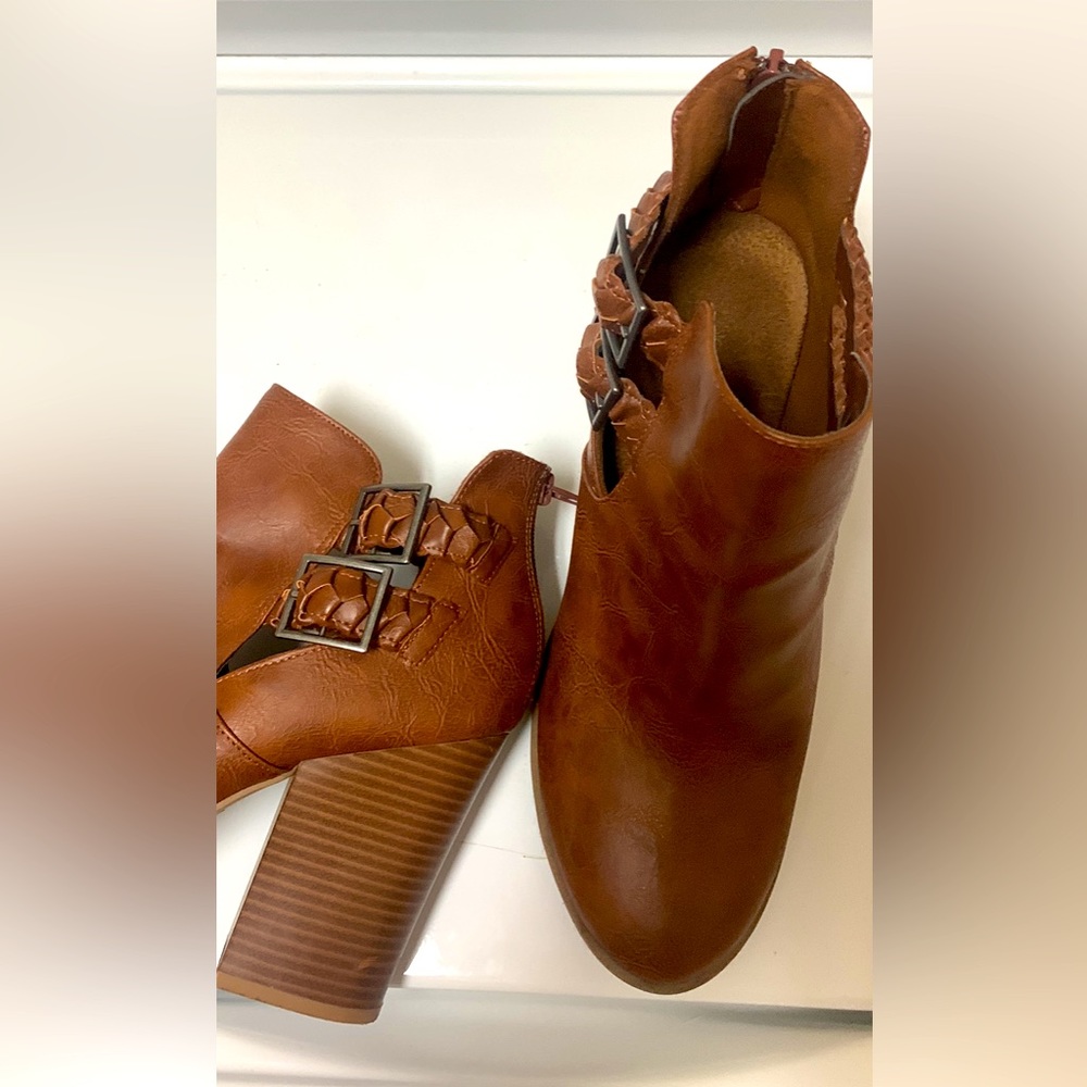 Leather booties